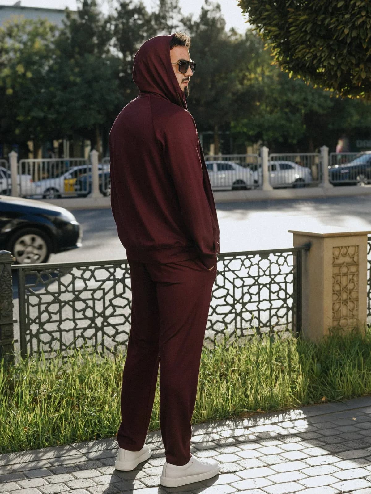 Kapyushonli sport dvoyka